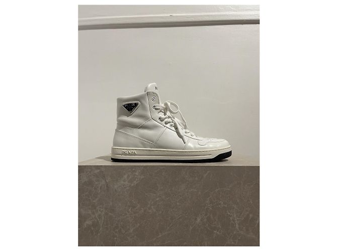 Sapatilhas Prada Downtown T.39,5 Branco