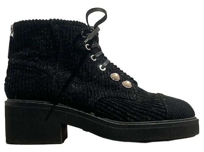 Bottines Chanel noires T.38