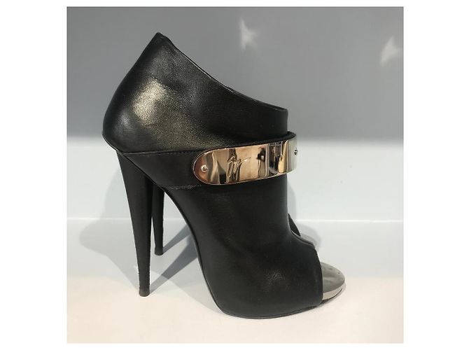 Giuseppe Zanotti Boots schwarz T.37