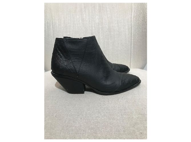 Stivali Giuseppe Zanotti neri T.36 Nero