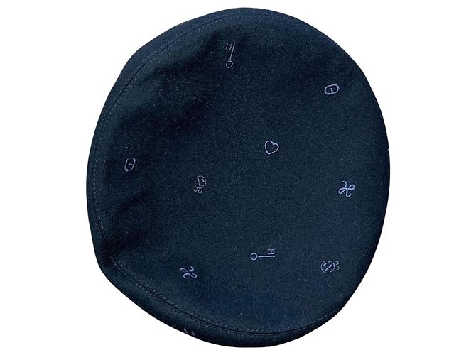 Trim Béret Hermès noir T.57