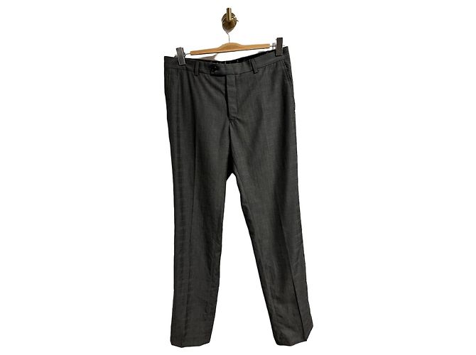 Pantalones Givenchy gris T.43