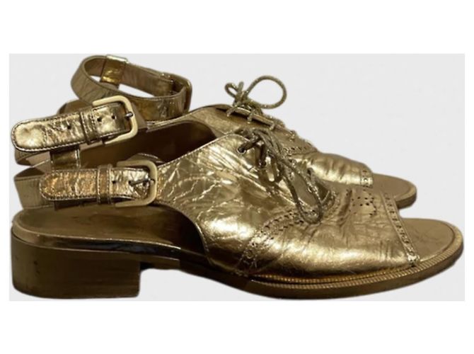 Sandali Chanel dorati T.37,5 D'oro