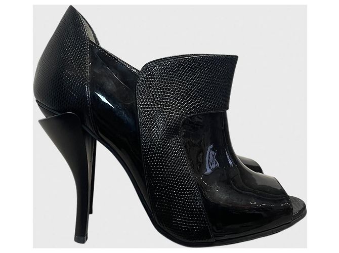 Botines Fendi negros T.37