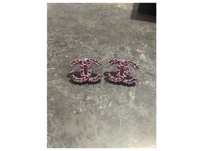 Orecchini Chanel CC nero e rosa