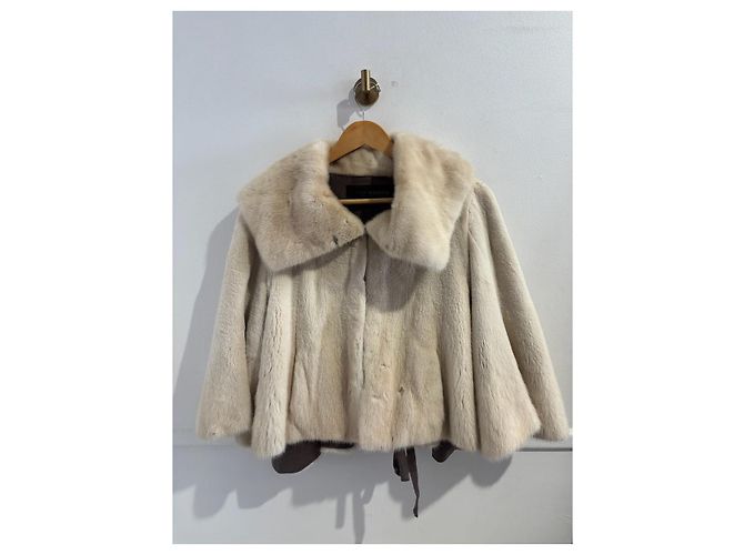 Louis Vuitton Vison Jacke T.40 Beige