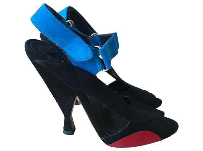 Sandales Prada T.39,5 Noir