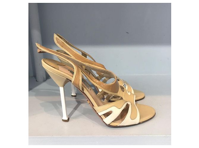 Prada Sandalen beige T.37,5