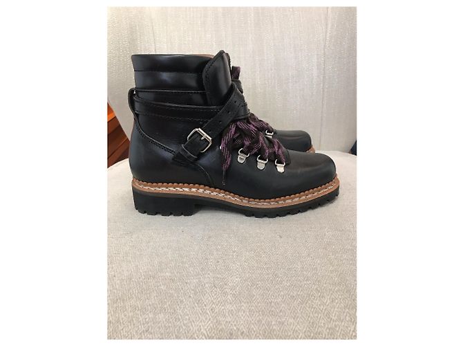 Autre Marque Ventesima Strada Stiefeletten schwarz T.38