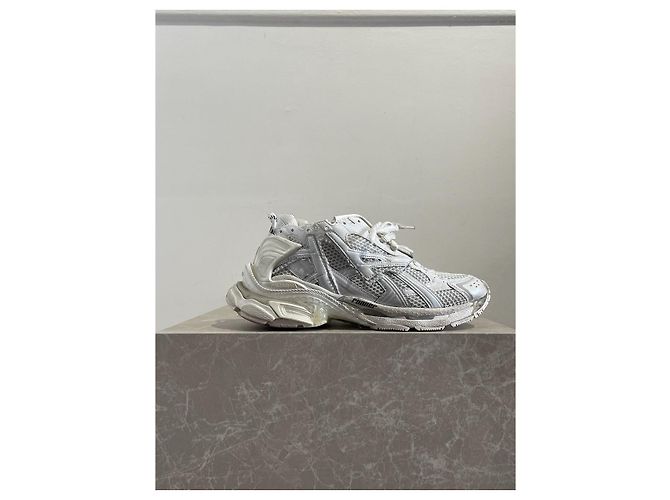 Balenciaga Runner Sneaker T.40 Weiß