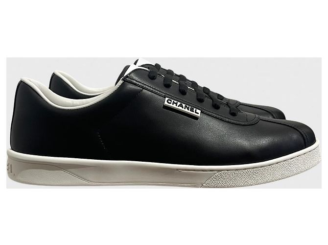 Chanel Sneaker schwarz T.43