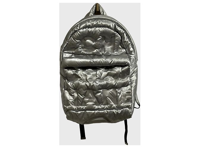 Cocoon Chanel Rucksack silber Metallisch
