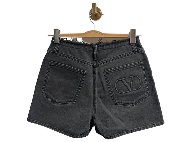 Valentino Garavani Shorts Valentino noir T.36 Nero