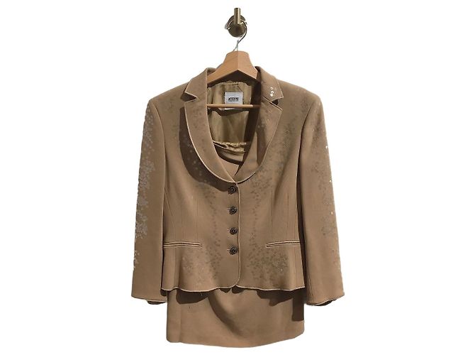 Tailleur Moschino beige T.40