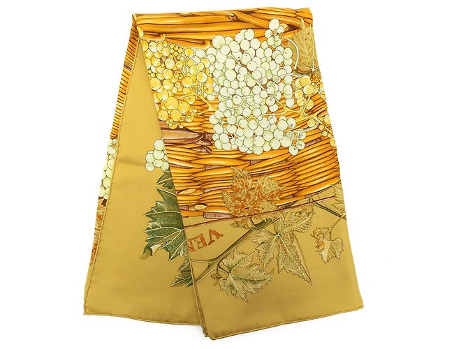 Hermès Vendanges Seidentuch Gold 90 Golden