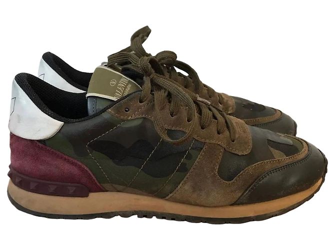 Valentino Garavani Baskets Valentino kaki T.41