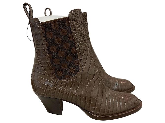 Botas Fendi castanhas T.40 NOVAS Marrom