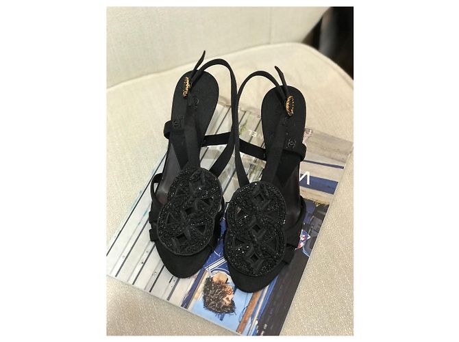 Sandali Chanel raso T.37,5 Nero