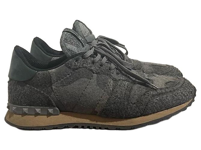 Valentino Garavani Valentino Sneaker grau T.41 IT