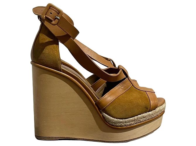 Sandales Hermès camel T.37