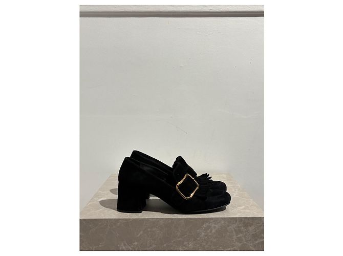 Escarpins Prada noirs T.38,5 Black