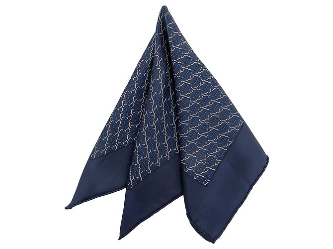 Lenço de bolso estampado azul Hermès em seda