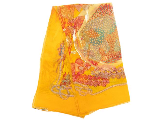 Pañuelo de seda chiffon Hermès Grands Fonds Amarillo 90