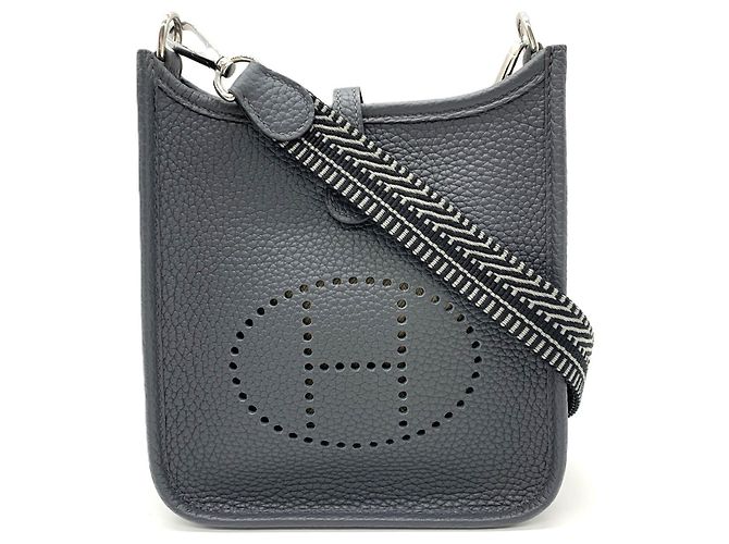 Hermès Bolsa de Ombro Hermes Evelyne TPM Amazone Marrom