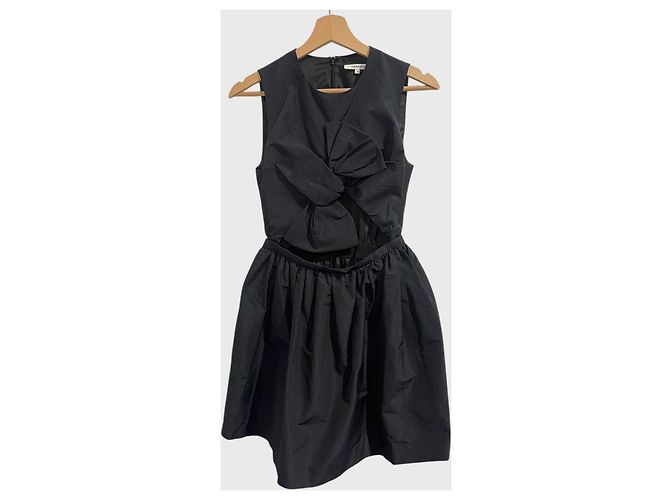 Carven Kleid schwarz T.36