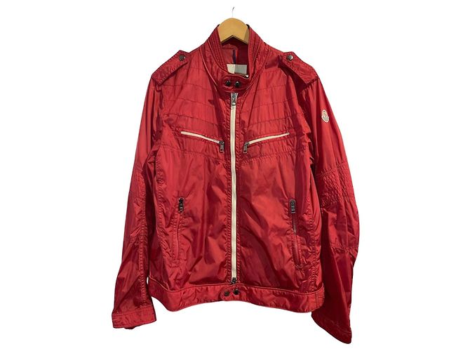Veste Moncler rouge T.5 Red