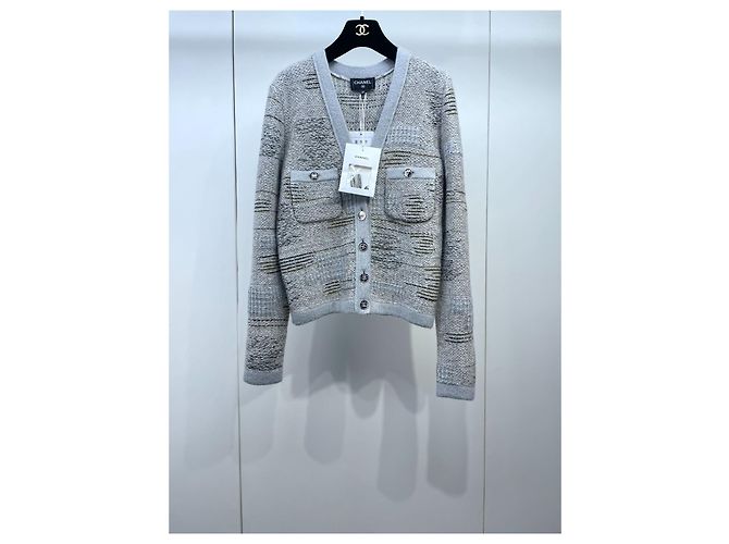 Pull Chanel en cachemire avec sequins collection 25B Multicolore