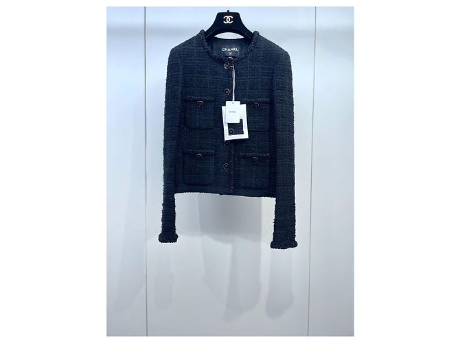 Chanel Black Tweed Jacket Size 34 Multiple colors