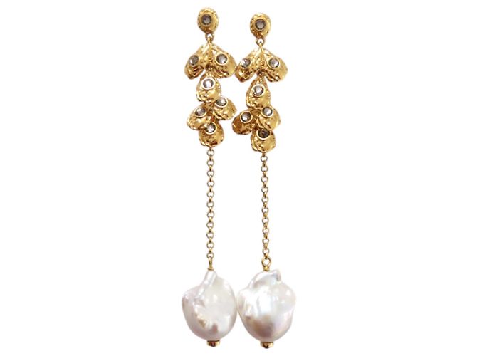 Chloé Celeste Pearl Brass Gold Ohrringe Golden