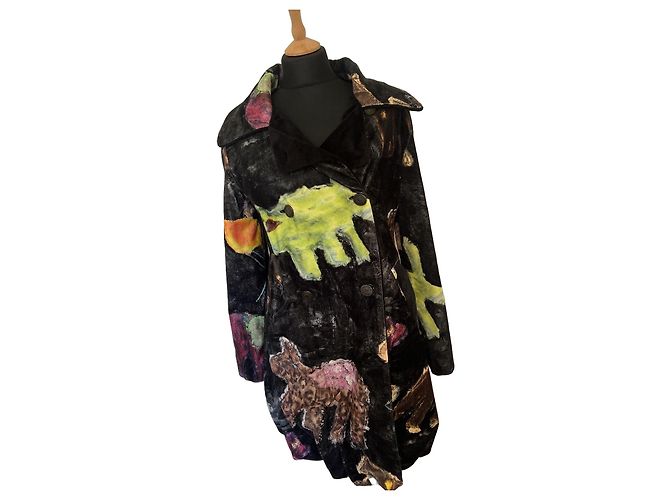 Casaco de veludo estampado Louise Della Marrom Preto Rosa Vermelho Multicor Verde Amarelo