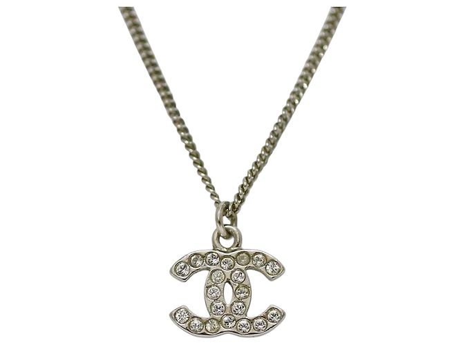 Colar Chanel de strass prateado Prata