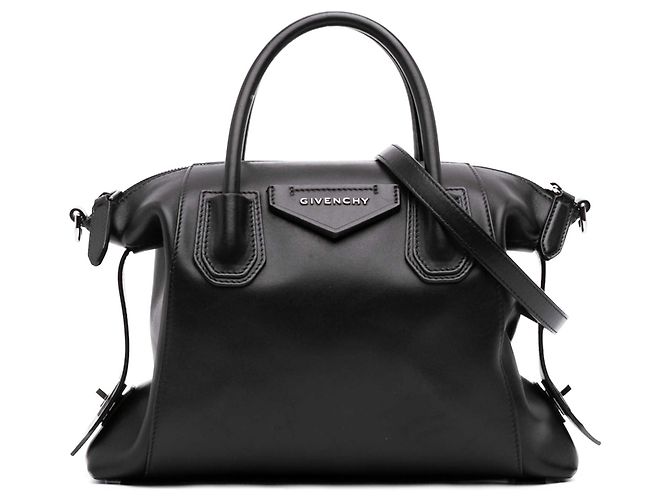 Bolsa Antigona Soft Givenchy preta em couro de bezerro Medium Preto