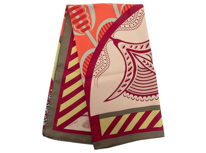 Lenço de seda Hermès Brown Geometrie Cretoise 90 Marrom Carne