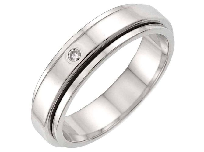 Anillo Piaget Possession en oro blanco de 18K