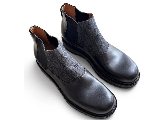 Christian Dior Oblique Lederstiefel Schwarz