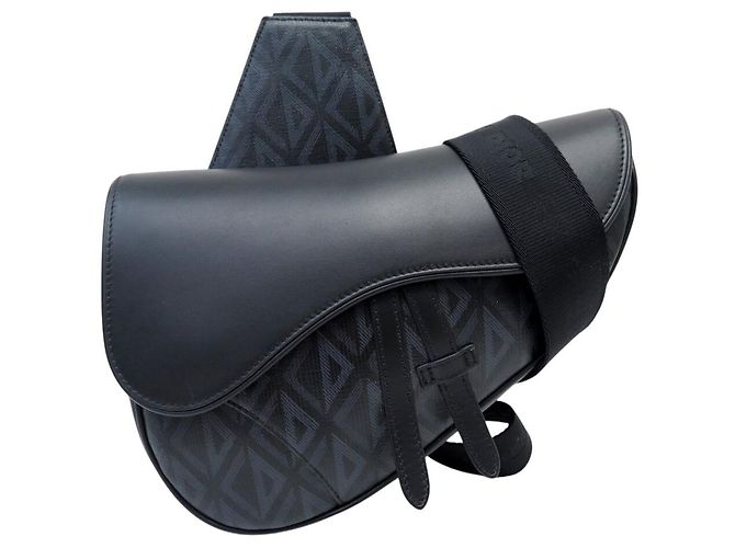 Christian Dior BOLSA DE MÃO DIOR SADDLE NOVA 1ADPO093CDP-H43E EM LONA DIAMONDS E COURO Preto