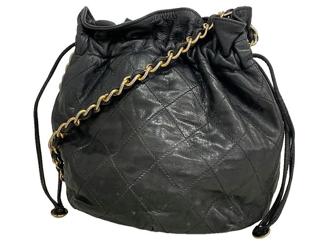 Borsa a tracolla con catena Chanel Matelassé Nero