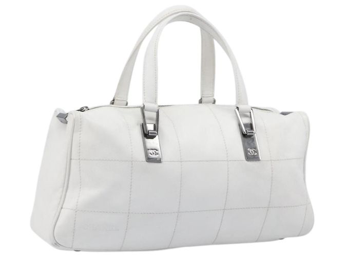 Bolsa Boston CHANEL Choco Bar em couro branco e prata CC Auth 203440V