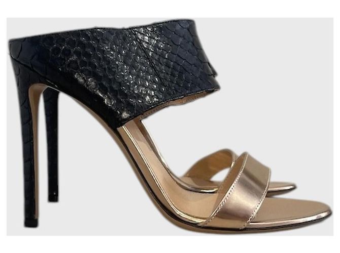Gianvito Rossi Python-Sandalen Gr. 37,5 Schwarz