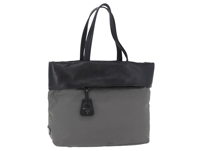 Bolsa de mão PRADA Nylon Gray Silver Auth ka6185A Marrom Prata