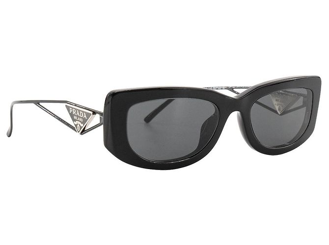 Etiquette PRADA - Óculos de sol Prada em acetato e metal preto