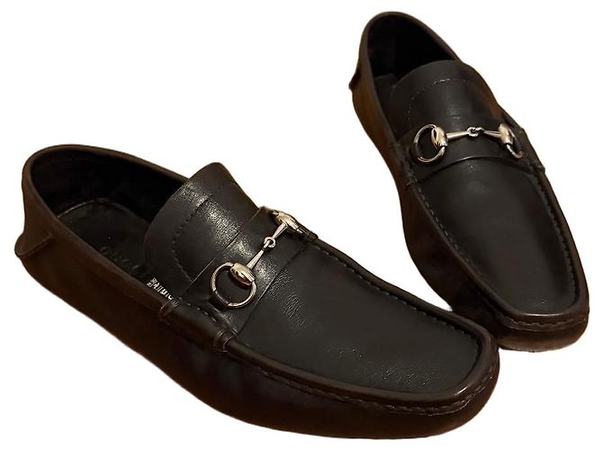 Mocassini Gucci in Pelle Marrone con Morsetto Argento Marrone scuro