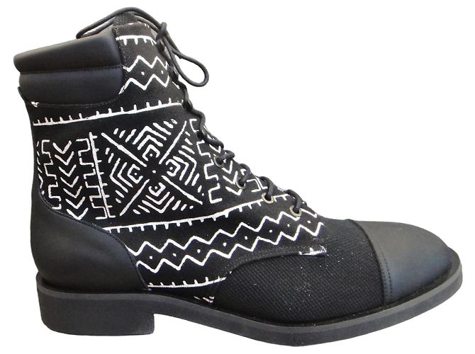 Robert Clergerie Batik Canvas Ankle Boots Black
