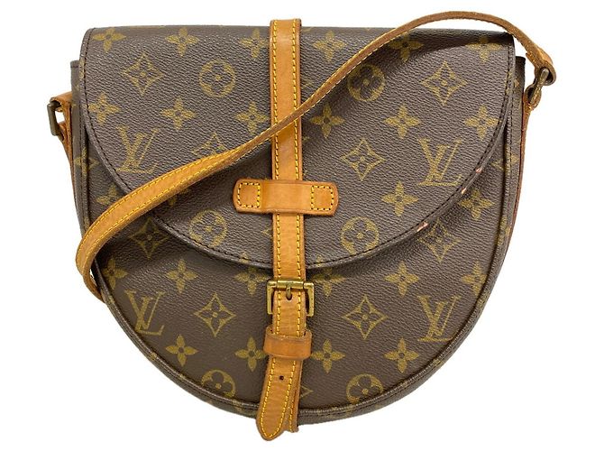 Bolsa de Ombro Louis Vuitton Monogram Chantilly MM Marrom