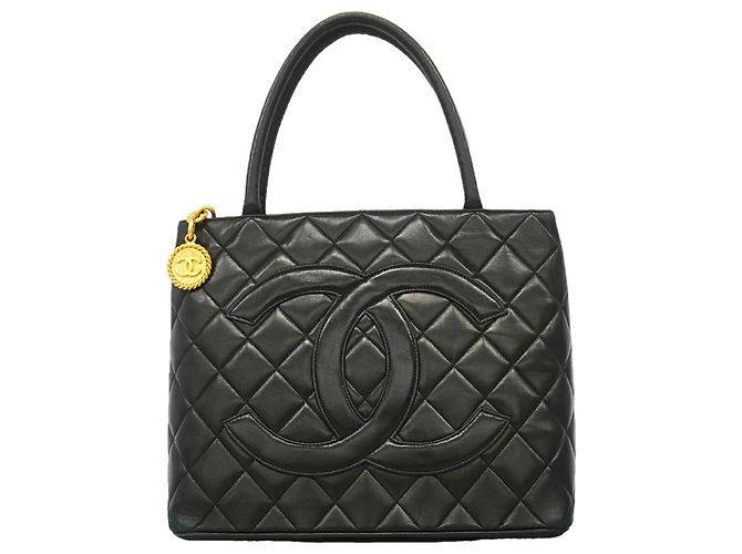 Borsa Tote Chanel in pelle d'agnello nera Nero