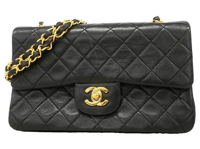 Borsa a tracolla Chanel Matelassé Nero